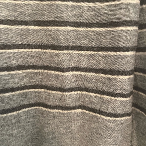 Vince Gray Striped Wool Cashmere Blend Lightweight Sweater XS Quiet Luxury - Picture 7 of 8